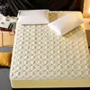 Thicken Quilted Mattress Cover King Queen Quilted Bed Fitted Bed Sheet Anti-Bacteria Mattress Topper Air-Permeable Bed Pad ► Photo 3/6