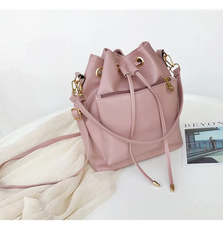 JIEROTYX сумка-мессенджер женская летняя PU однотонная цветная сумка на плечо простая уличная сумка-ведро на молнии с цепочками дорожные сумки - Color: pink