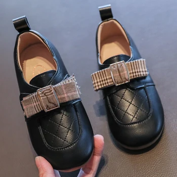 

Girls' black leather shoes Girls' shoes 2020 new spring and autumn children's soft-soled leather children's black shoes.