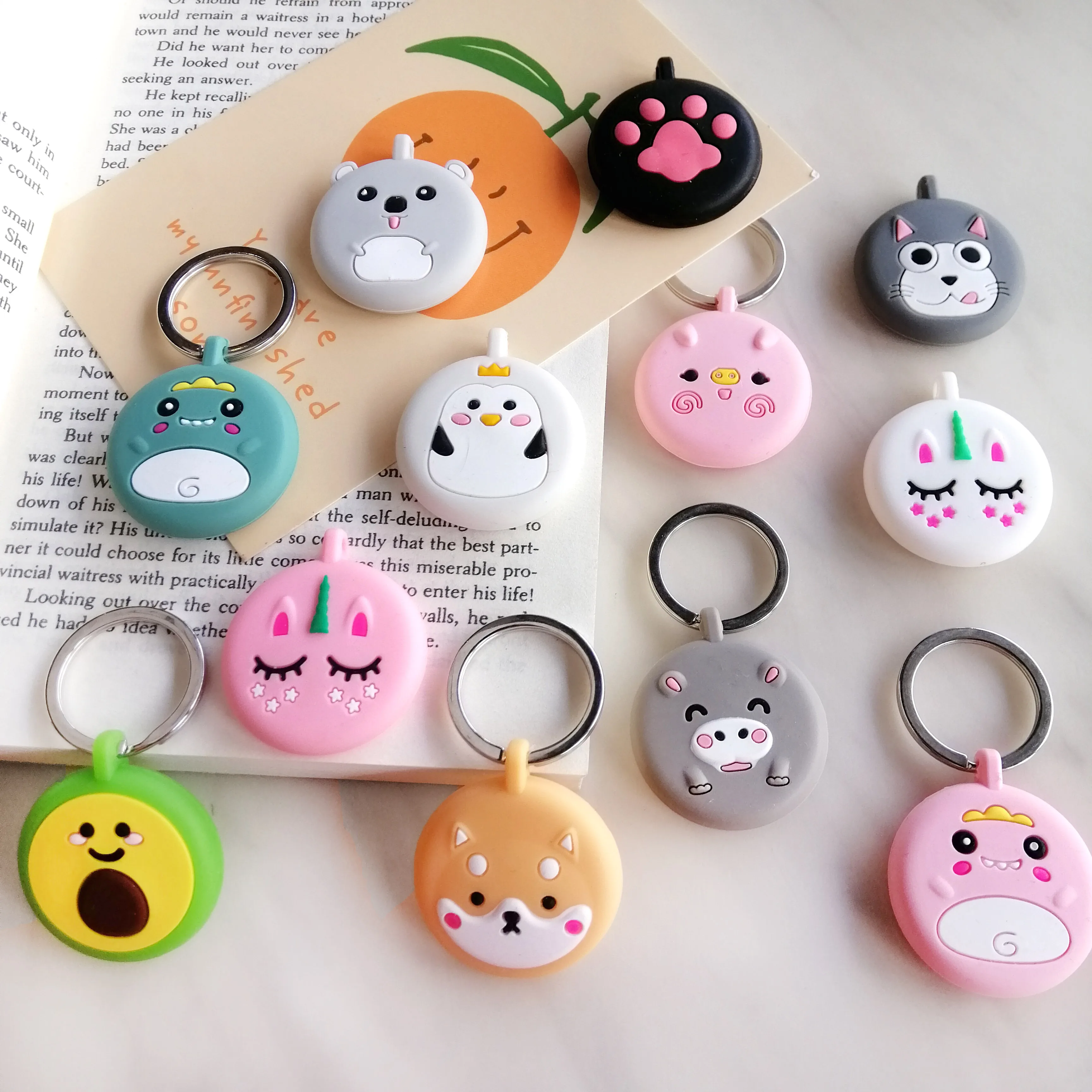 silicone airtag case smart tag case airtag case airtag keychain cute for Airtag case silicone protective sleeve keychain anti-lost device 1PC