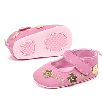 

Newborn Baby Girl Shoes White Classic Floral Embroidered Soft Shoes Prewalker First Walker Toddler Kids Shoes 0-12M