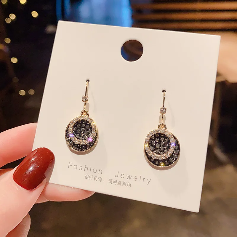 Glamour Fashion Earrings Temperament Retro New Wave Female Net Red Crystal Circle-shaped Wild Female Long Earrings Wholesale