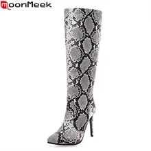 MoonMeek/; большие размеры 34-43; зимние сапоги до колена; обувь на высоком каблуке-шпильке с острым носком; модные женские сапоги из змеиной кожи