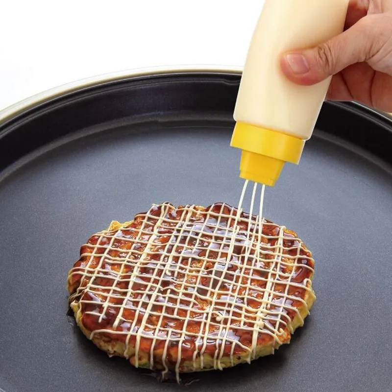 4 Holes Squeeze Sauce Bottle Cream Oil Jam Ketchup for Cake Decoration oil spray bottle refillable bottles oil bottle plastic storage bottle