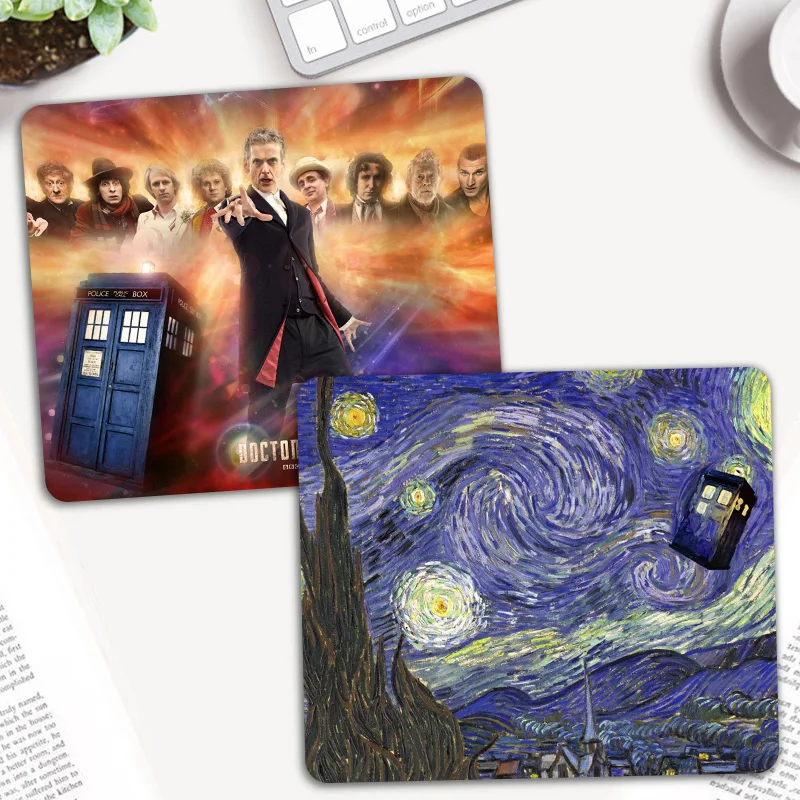 Игровой коврик Doctor Who TARDIS резиновый скоростной для мыши маленький размер игровой