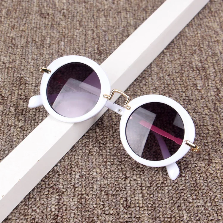 Новые популярные металлические очки для девочек и мальчиков, анти-УФ дикие Модные солнцезащитные очки, пляжные очки Винтажные Солнцезащитные Очки - Цвет: Розовый