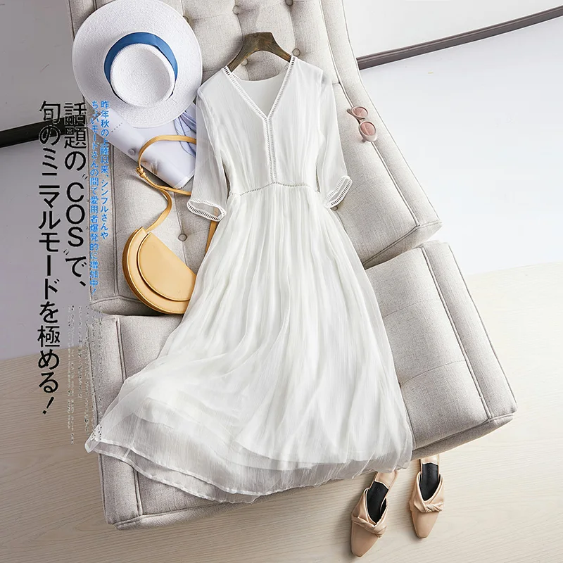 White silk dress young fairy temperament silkworm silk fairy long super fairy beach skirt seaside vacation White silk dress young fairy temperament silkworm silk fairy long super fairy beach skirt seaside vacation
