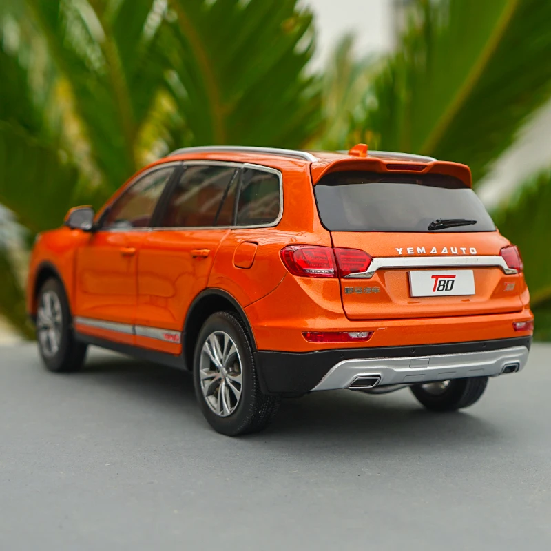 Литой под давлением Yemaauto T80 SUV модель 1:18 Масштаб белый/оранжевый+ маленький подарок