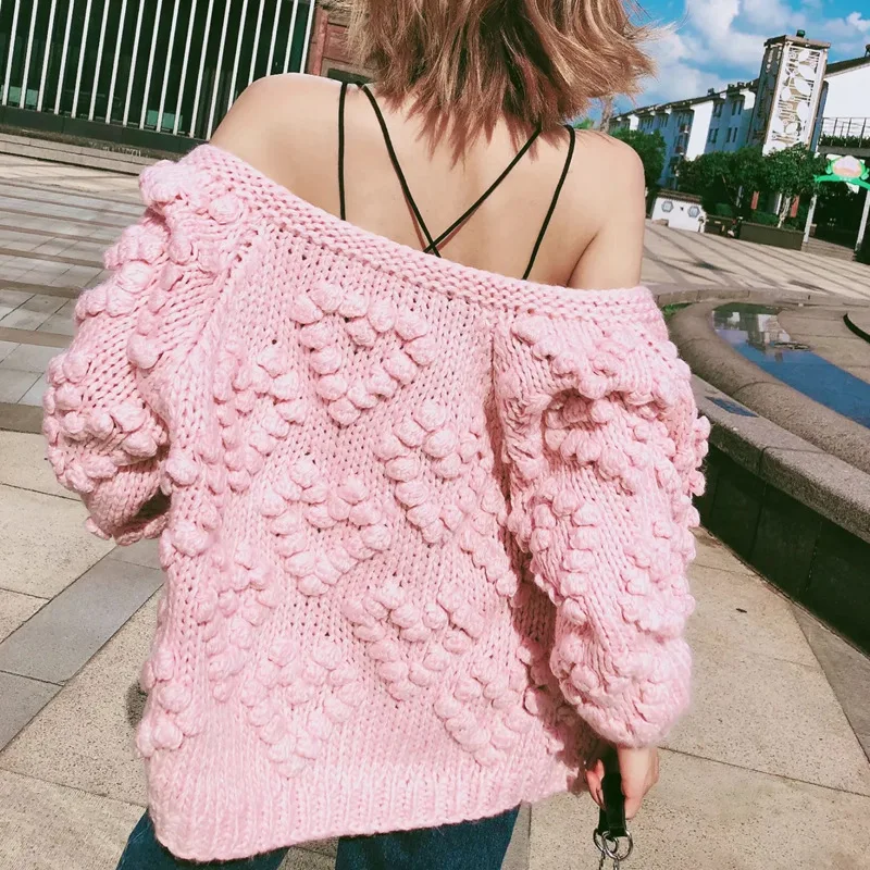 

[EWQ] 2019 Autumn Winter Fashion Trend New Pattern Loose Casual Crocheted Hollow Ball Lazy Mohair Cardigan Sweater Women AI712