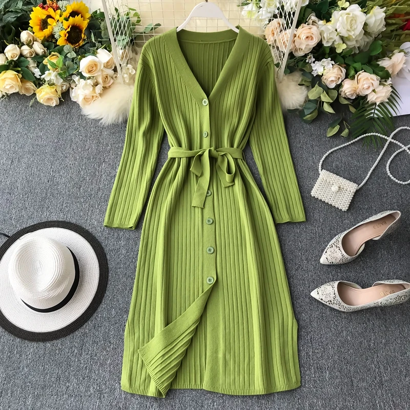 

2019 new fashion women's Green dress popular temperament buckle V-neck waist slimming French