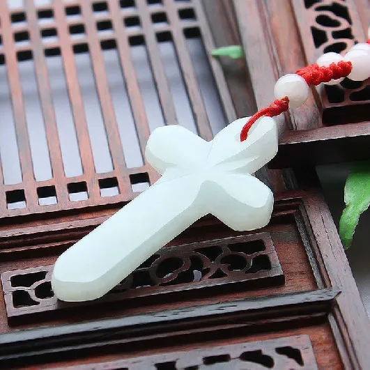 Manufacturers Direct Selling Natural Myanmar a Cargo Emerald Cross Pendant Jade Christianity Jesus Pendant