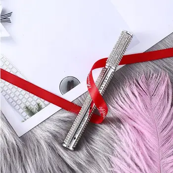 

2020 women Diamond Eyeliner Liquid Pen Waterproof Long Lasting Quick Drying Smooth Makeup Beauty matte eyeliner stamp eye pencil