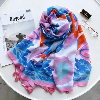 

Silk scarves women's summer new fringed cotton and linen scarves air-conditioned silk scarf seaside beach towel sunscreen shawl