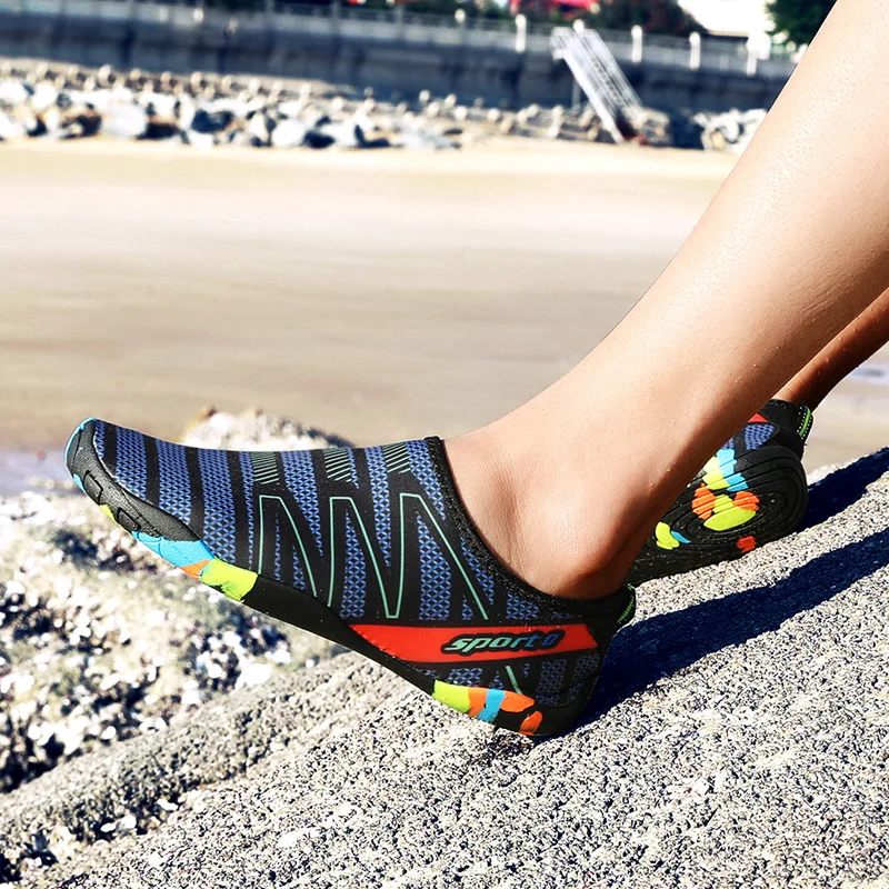 Summer Barefoot Sandals Breathable Lightweight Couple Swimming Water Shoes Non-Slip Aqua Shoes Unisex Beach Slippers 35-46 water shoes summer sandals aqua shoes barefoot shoes sandals slippers flip flops