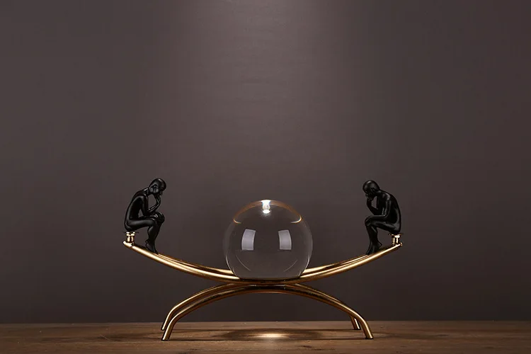

European Style Model Room Crystal Ball Decoration Creative Soft Loading Metal Rack Living Room Office Desk Surface Panel Decorat