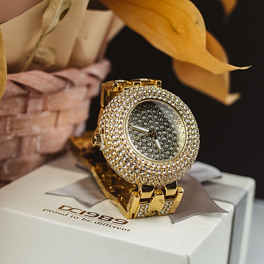 Dreamcarnival 1989 New Arrive Round Clock Classic Crystallized Ladies Wrist Watch for Women Elegant Luxury Stone Dial A8341