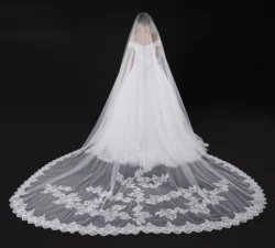 Real Photo 5 Meters Bridal Wedding Veils Bridal Veils Sequined Beads Bride Veil With Free Comb 2020 in Stock