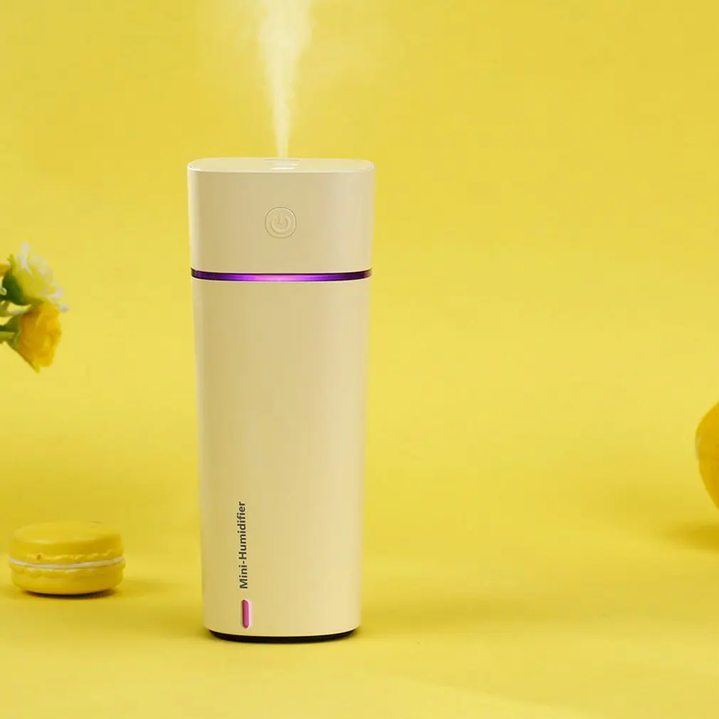 Цвет: желтый USB mini three-in-one увлажнитель Автомобильный Очиститель и увлажнитель воздуха автоматический отсечка мощности предотвращает сухость и для потрескавшейся кожи - Цвет: Цвет: желтый