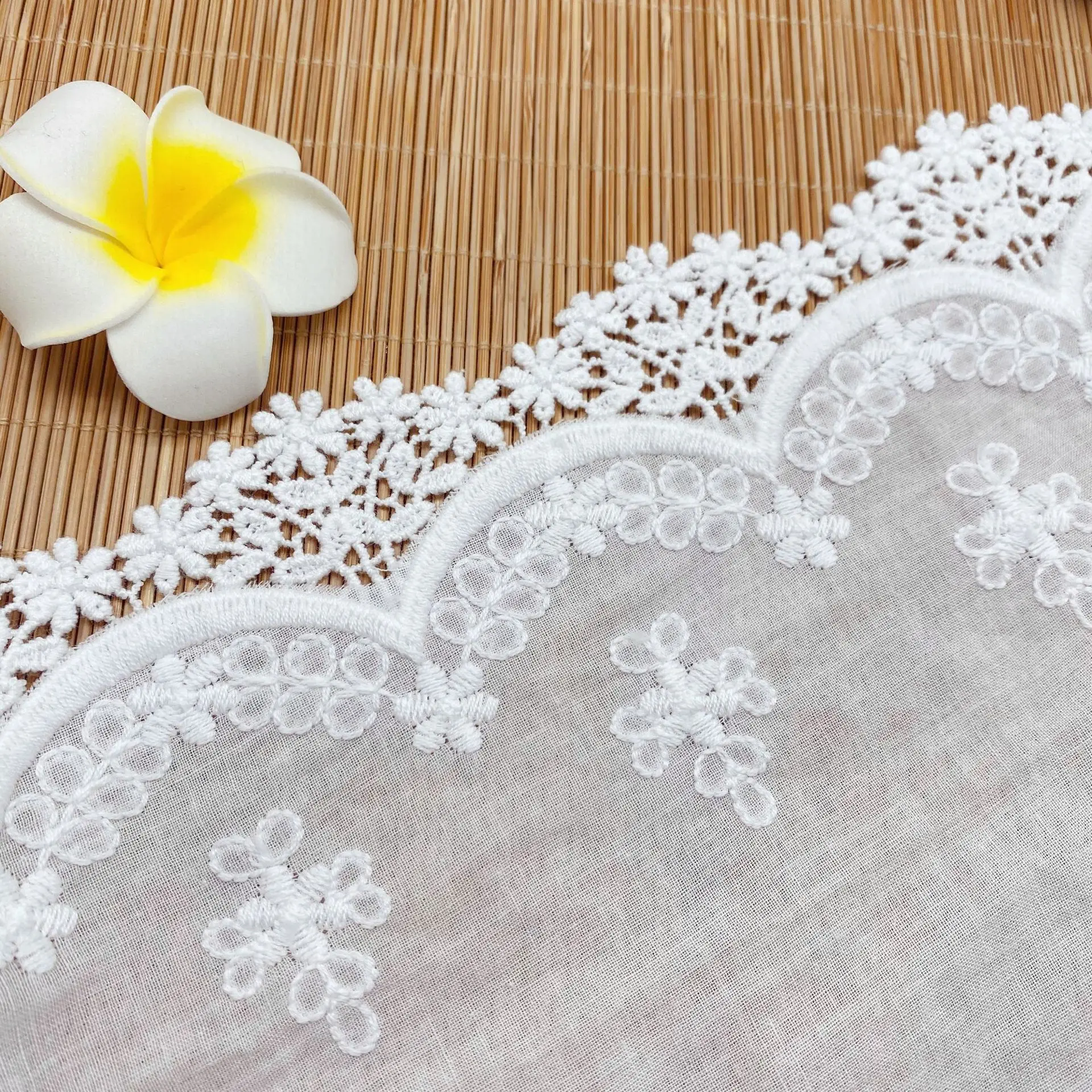 

1Yard 13.6cm Width Cotton Lace Ribbon Trim Fabric DIY Embroidered Flower Net Cord For Sewing Decoration Lace Fabric