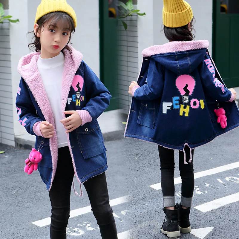 

Childrenswear New Style Girls Patterned Denim Jacket Big Boy plus Velvet Mid-length Trench Coat Children Thick Coat