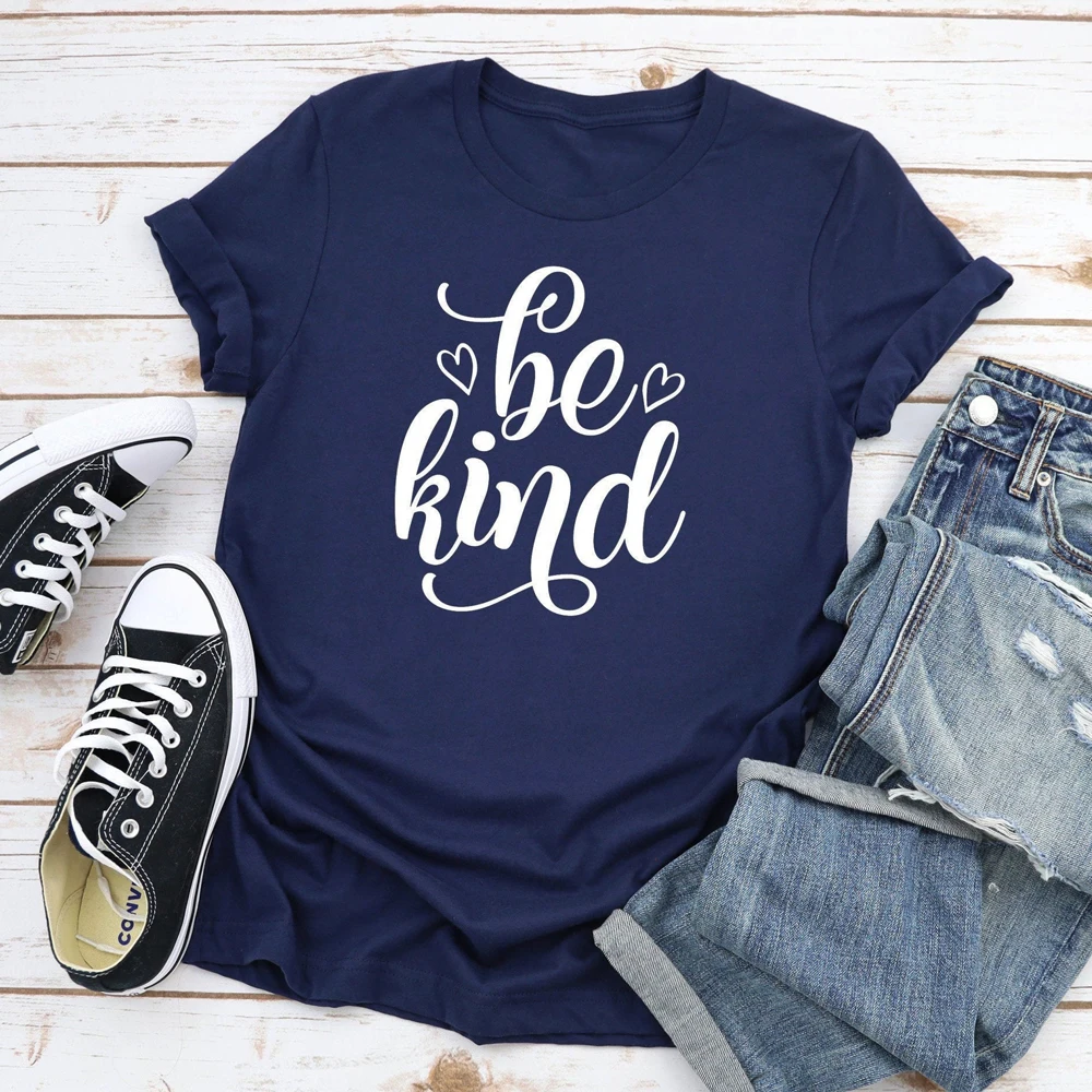 Женская футболка с рисунком сердца Be Kind Повседневная унисекс в христианском
