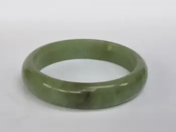 

YIZHU CULTUER ART Beautiful China Natural Jade Carving Bracelet or loop Pendant Decoration Gift