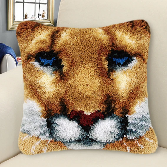 5P-BZ368 43x43cm Tiger Lion Latch Hook Pillow Sets Forest Style Cushion Embroidered Crafts Latch Hook Rug Kits DIY For Needlework Punk Stripes F - Цвет: 5P-BZ368 43x43cm