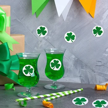 

500 Pcs Clover Sticker Rolled Christmas Day Sticker Window Wall Decal Gift Label Diy Sticker Household Decorations