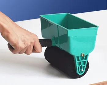 

Woodworking hand coater roller carton dispergator