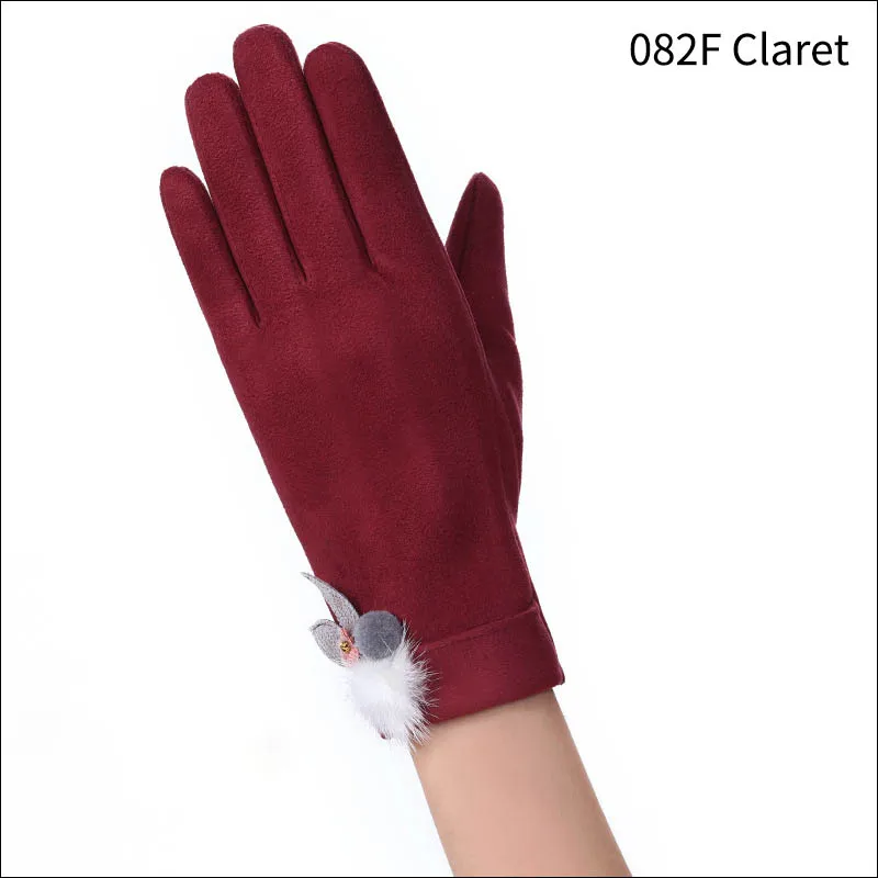 082F Claret Зимние ветрозащитные перчатки с вышивкой милого медведя, замшевые теплые перчатки для сенсорного экрана, утепленные женские перчатки - Цвет: 082F Claret