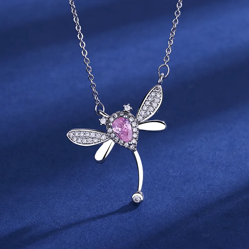 

Fashion Delicate Pink Gem Dragonfly Pendant Necklace Charm Women's Necklace Clavicle Chain Birthday Party Jewelry Gift