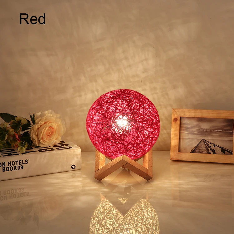 Red Настольные лампы для спальни, USB прикроватная лампа, цветной Ночной светильник, с шариками, пеньковые настольные лампы для гостиной, для детей, на день рождения, рождественский подарок - Цвет абажура: Red