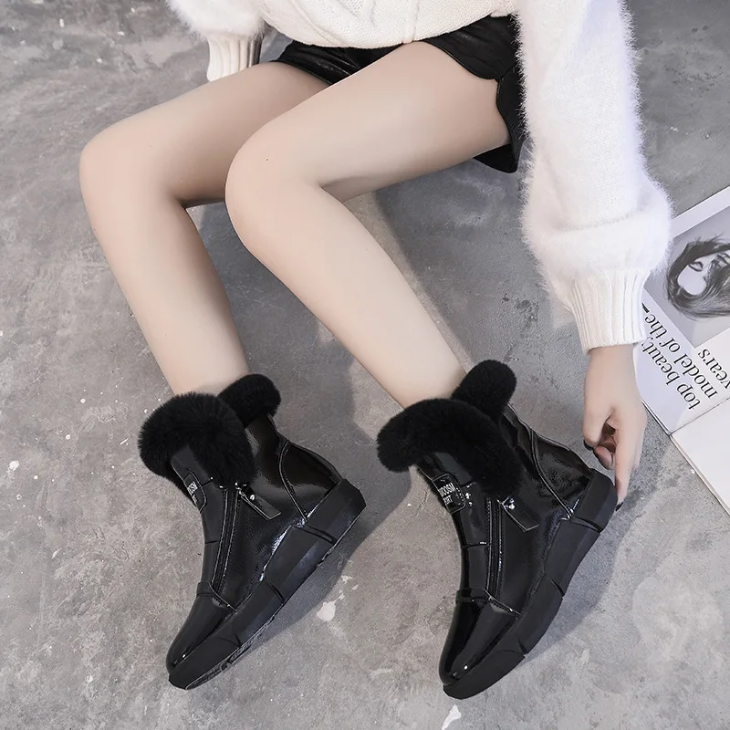 Зимние женские белые теплые ботинки из толстого плюша; Новинка года; модные теплые удобные короткие ботинки с круглым носком на плоской подошве; Повседневная хлопковая обувь