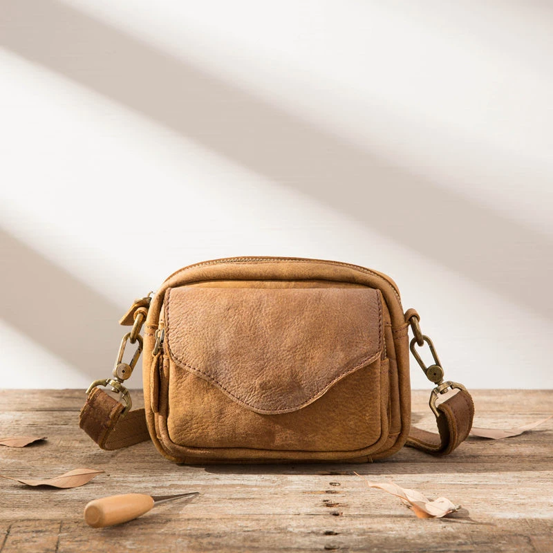 Nuevo bolso cruzado para hombre, bolsos de bandolera pequeños de cuero auténtico para tiempo libre,
