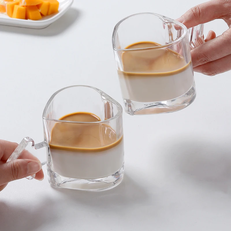 

Paired mugs Creativity Heart With the Handle Mug Drinking coffee milk Drinkware mug fall in love Glass Tea Cup Creative Gift