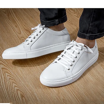 

2020 Free Shipping Mandmade Men's Leather Court Sneakers Skate shoes Board shoes for Men Low Cut Lace Up White 0072A