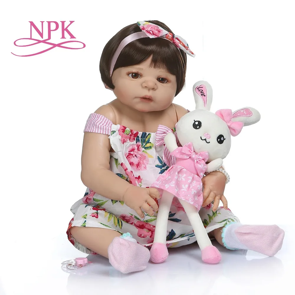 

NPK 56CM 0-3M real baby size baby girl in tan skin color full body silicone doll reborn Bath toy lol dolls