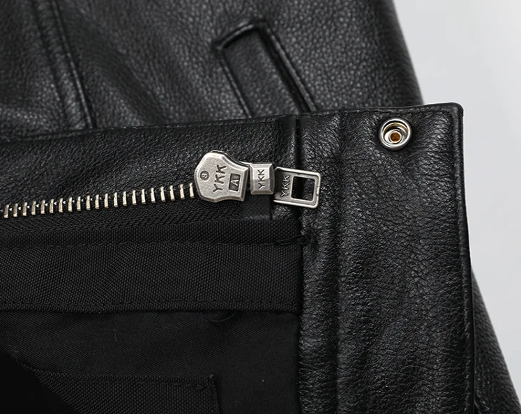 Honey Badger™ Motorcycle Leather Vest, Black