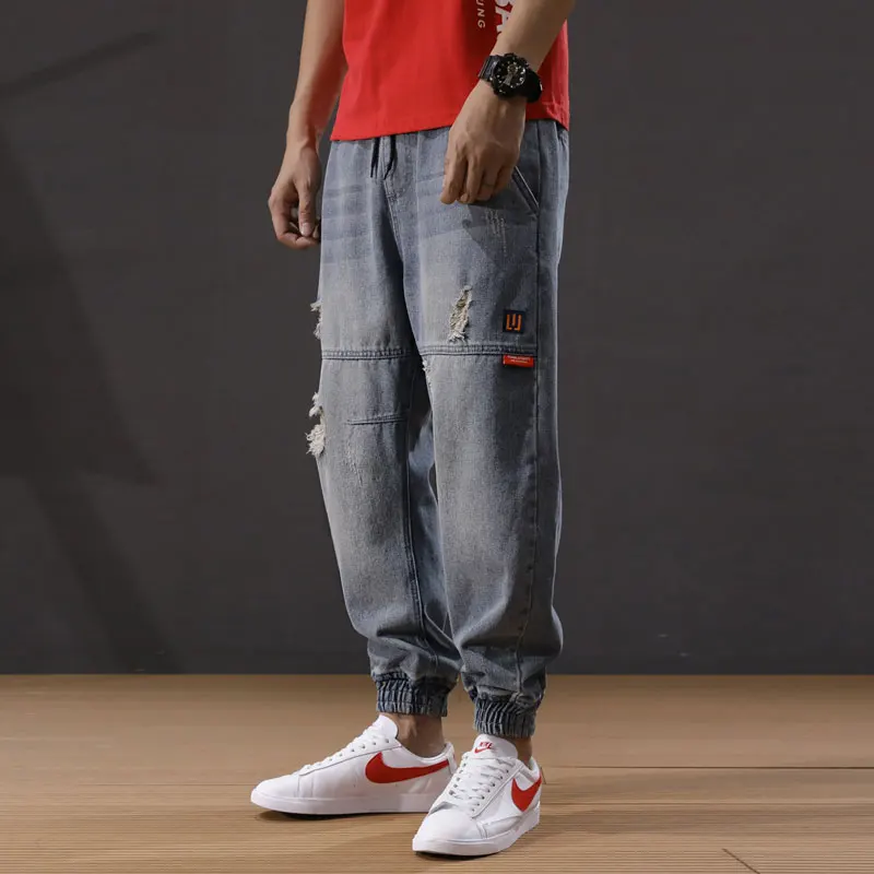 

Japanese Style Fashion Men Jeans Loose Fit Destroyed Ripped Harem Pants Baggy Jeans Streetwear Hip Hop Jeans Men Joggers Pants