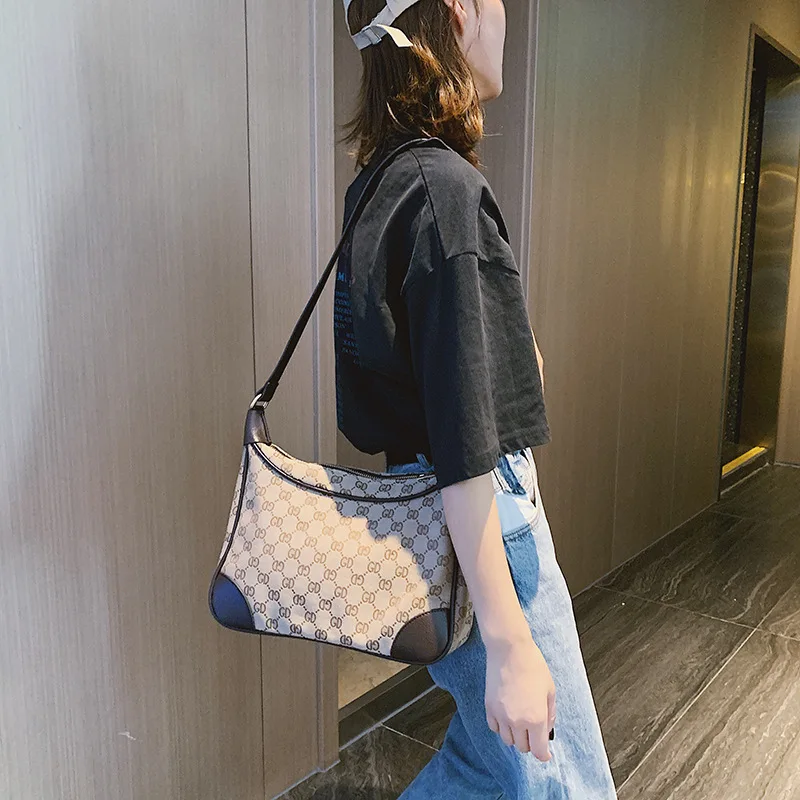 

Nylon Colourtian Single Root Within Patch Zipper Red Soft Noodles Oxford Cloth Woman Package carteras de mujer denim girl bag