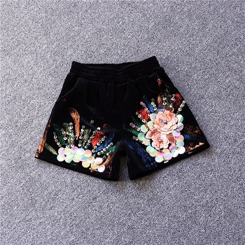

2019 autumn and winter sequins floral Corduroy shorts women loose wide leg black short femme