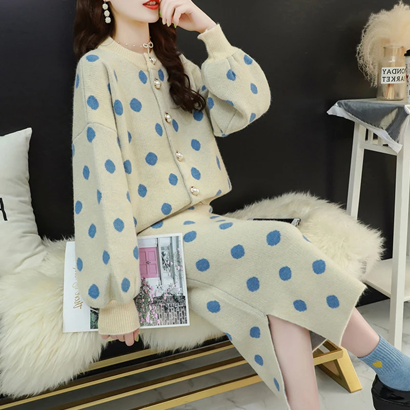 

Small fresh sweet wave point knit suit skirt female autumn pearl buckle cardigan high waist skirt two-piece