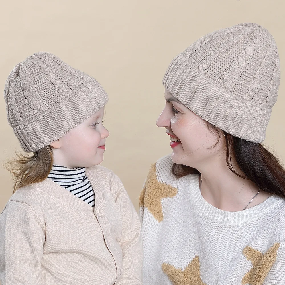 

2020 New Warm Hats Twist Adult Parent-Child Knitted Hat Autumn and Winter Braided Beanie Caps For Men and Women Pullover Hats