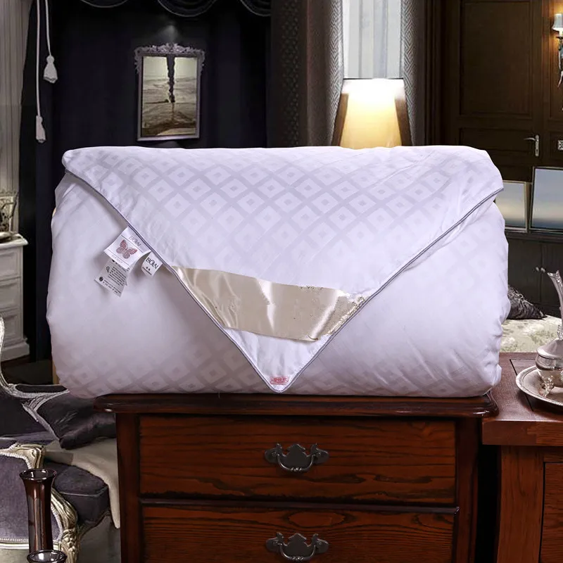 Quality Exquisite 100%Mulberry Silk Quilt Custom Handmade Comforters Grid Pattern 100%Cotton Fabric 4 Color Blankets |