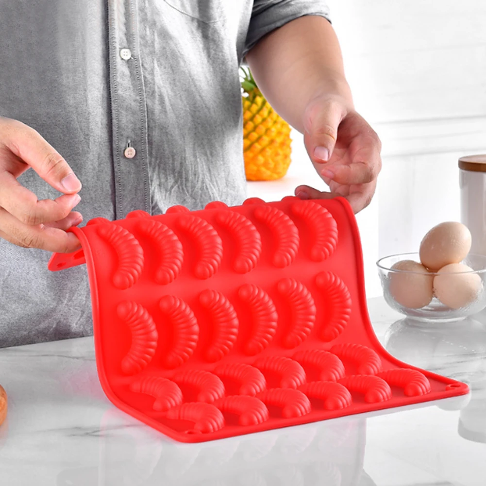Cake Mold Soft Silicone Non Sticky Large Capacity Bakery Ice Maker Red Bread Making DIY Accessory Home Kitchen Baking Tools
