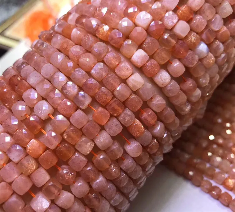 Бусины россыпью квадратные ограненные розовые SUNSTONE 4/5 мм натуральные для