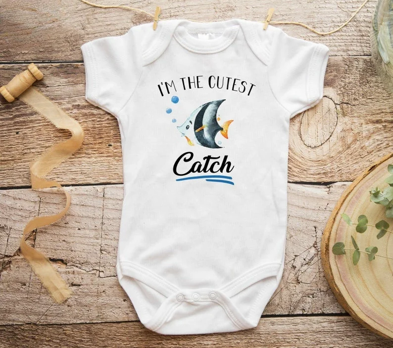 Боди с надписью I'm The Cutest Catch Bodysuit комбинезон рыба одежда для маленьких девочек