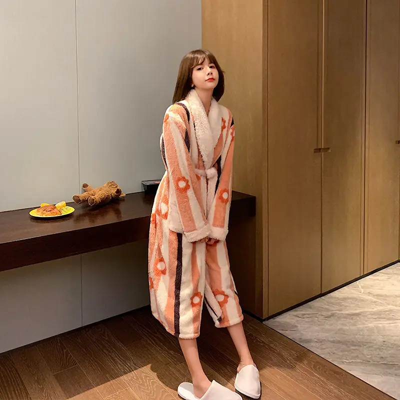 Coral Fleece Nightgown Women Winter Flannel Plus Velvet Warmth Princess Long Sweet Bathrobe Spring Autumn Pajamas