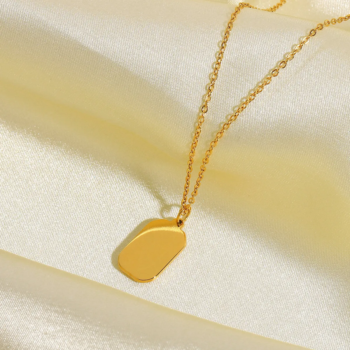 Retro Square Rose Flower Pendant Necklace For Women Minimalist Steel Woman jewelri ​Stainless Steel Choker Neckalce Accessories