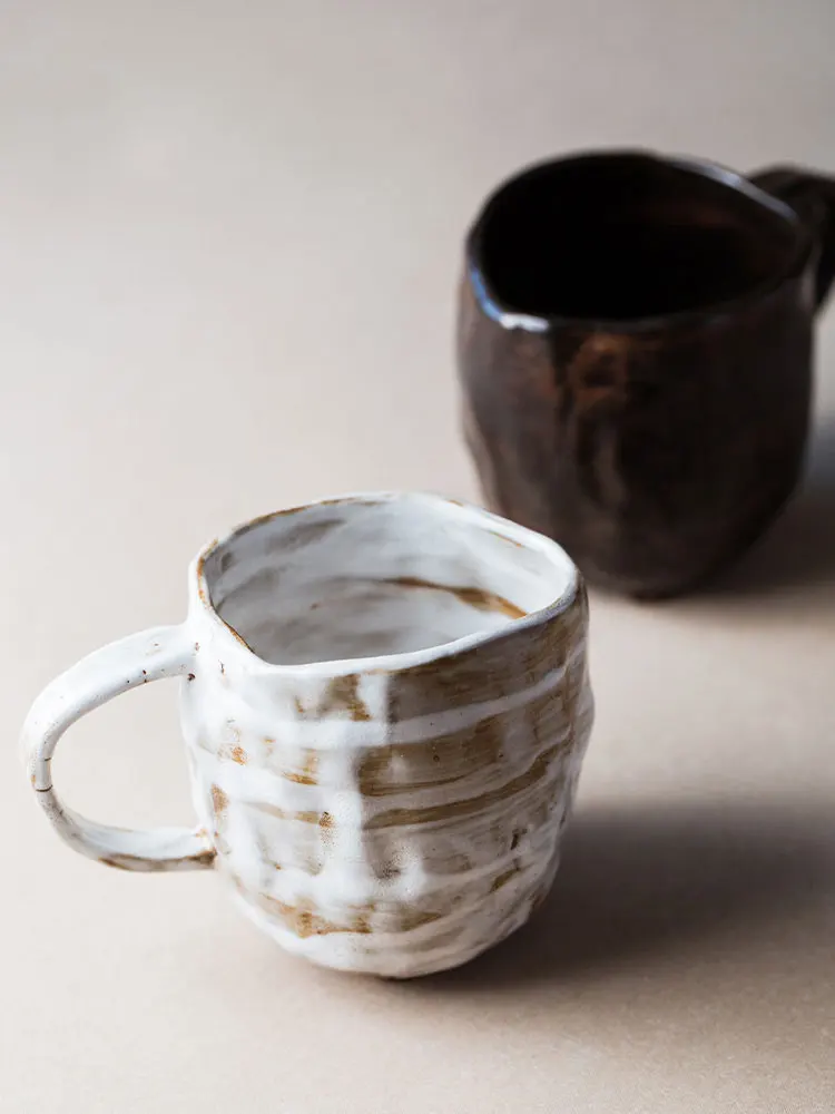 https://ae01.alicdn.com/kf/H3819a5034abc491190e0acf3959a111cl/Tasses-lait-en-poterie-faites-la-main-vintage-verres-uniques-cadeaux-personnalis-s-pour-la-maison.jpg
